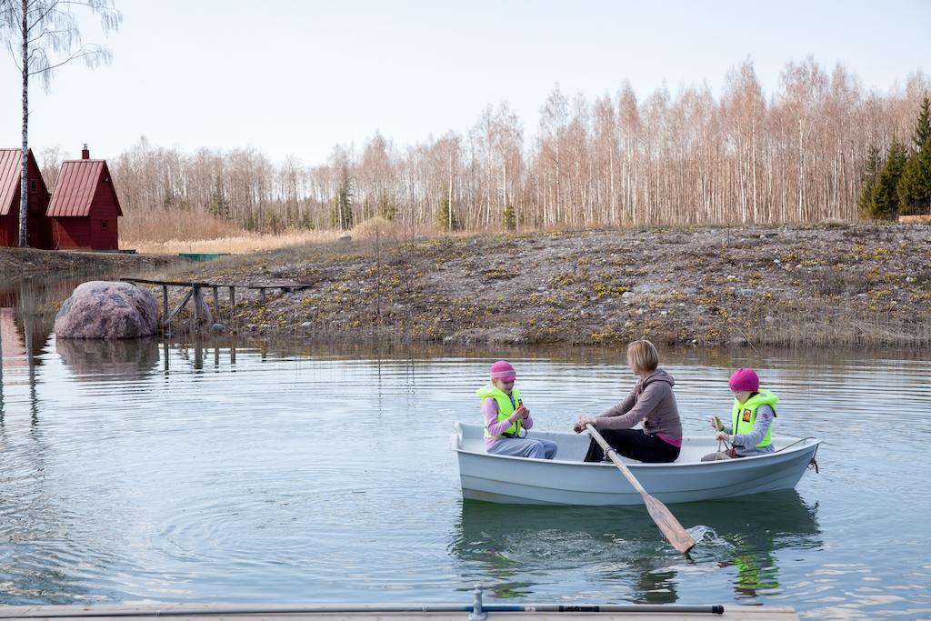 Koveri Holiday Center Екстериор снимка