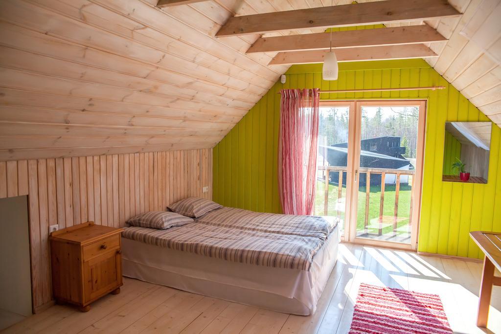 Koveri Holiday Center Стая снимка